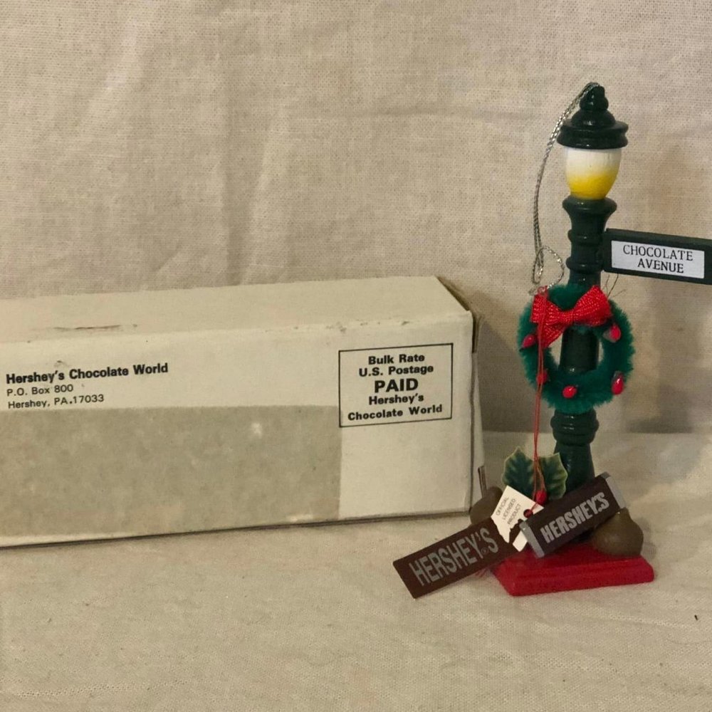 Vintage Hershey's Light Post Christmas Ornament W/ Original Box